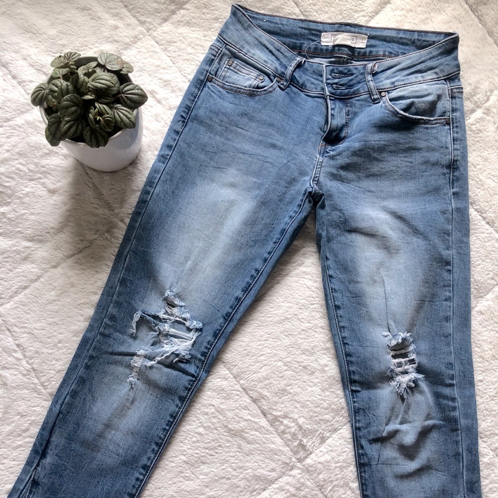 Mid Rise Distressed Jeans - Picture 2 of 5